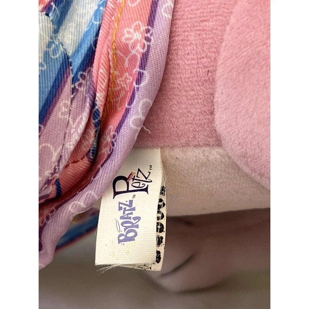 Bratz Petz Pink Chihuahua Plush Dog Embroidered Eyes Striped Shirt Y2K Toy Shae